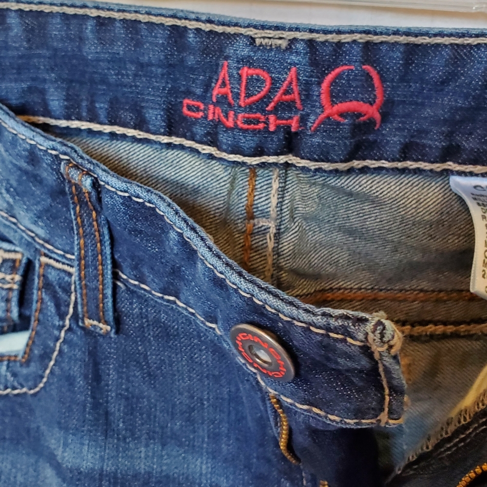 Cinch Ladies' Ada Medium Wash Relaxed Fit Denim Jeans, size 28
